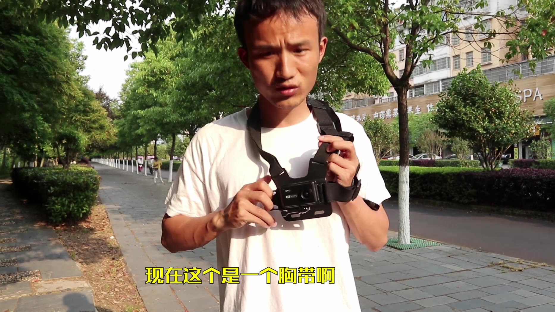 价格不到1000元运动相机,小伙用来旅拍,好用吗?